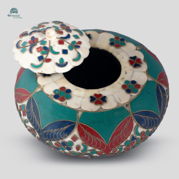 Minakari Round Box - Image 3
