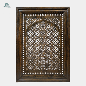 Handcrafted Brown Jaali Geometric Design